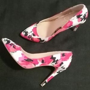 Jessica Simpson Heels- Veronica